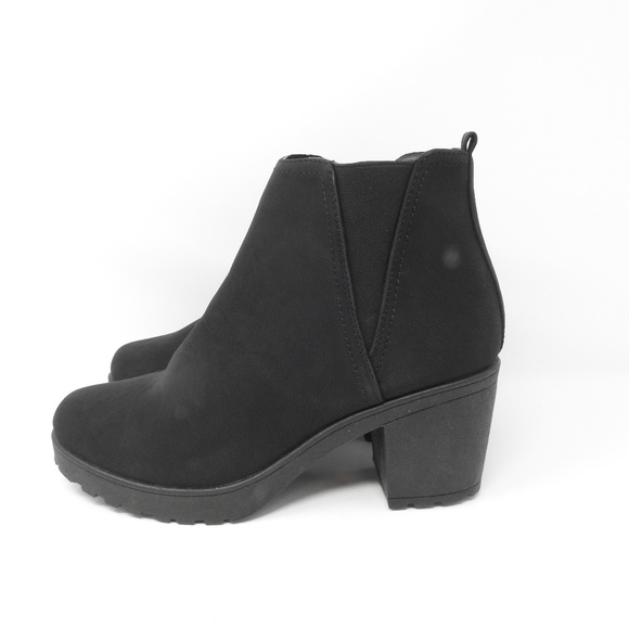 Krush Chunky Heel Platform Booties NWOT - Picture 1 of 3